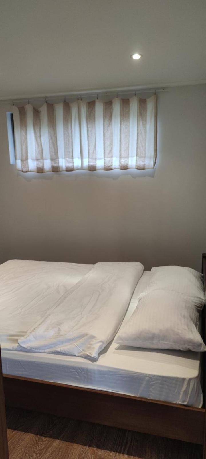 Aparthotel West Wood Knyagynya